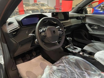 Peugeot 2008 PureTech 100 S&S Allure (7)