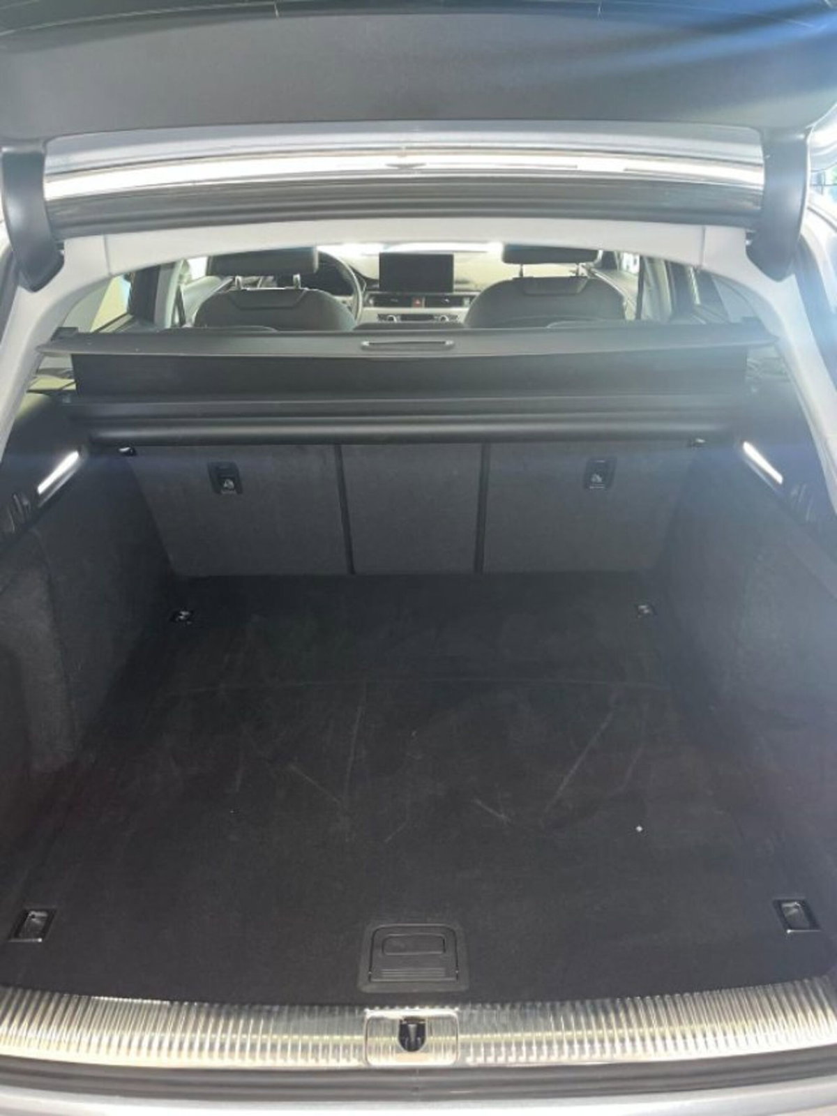Audi A4 Avant 40 TFSI quattro S tronic Business Advanced (16)
