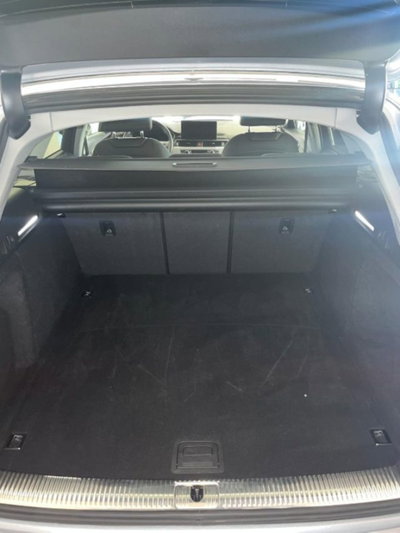 Audi A4 Avant 40 TFSI quattro S tronic Business Advanced (16)
