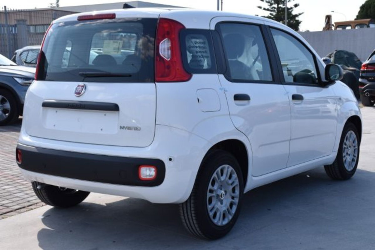 Fiat Panda 1.0 firefly hybrid s&s 70cv 5p.ti (4)