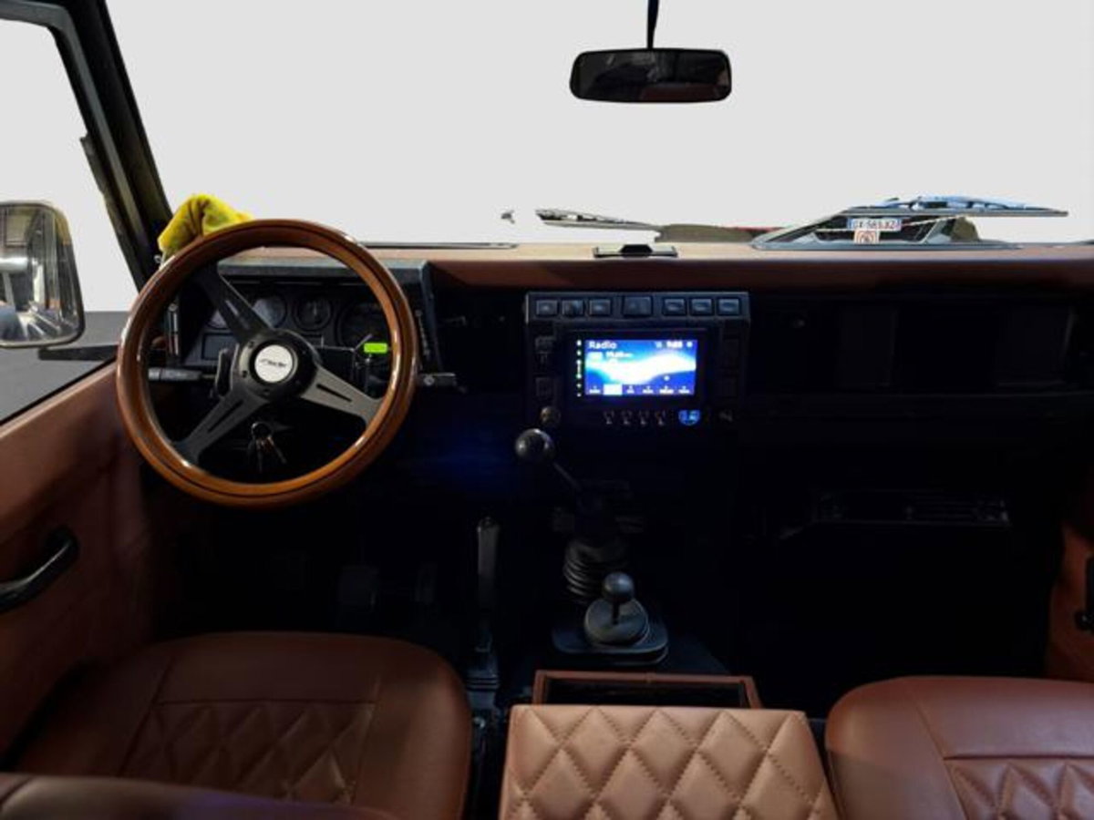 Land Rover Defender 90 2.5 Td5 Station Wagon S (13)
