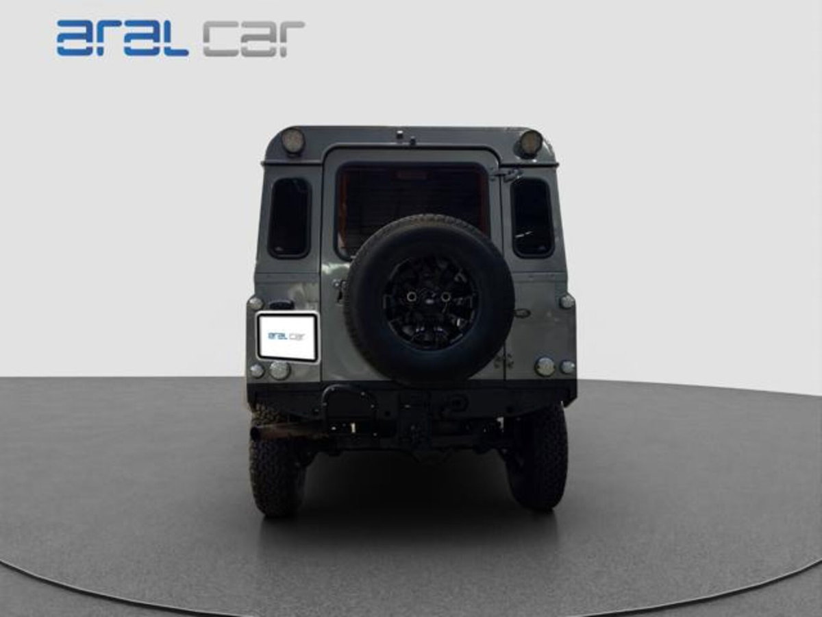 Land Rover Defender 90 2.5 Td5 Station Wagon S (5)