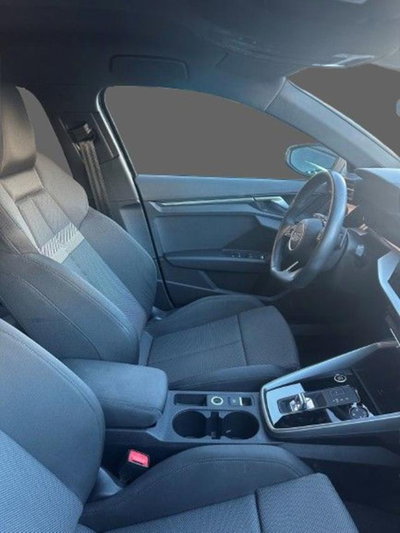 Audi Q3 Sportback 35 TDI quattro S tronic S line edition (3)