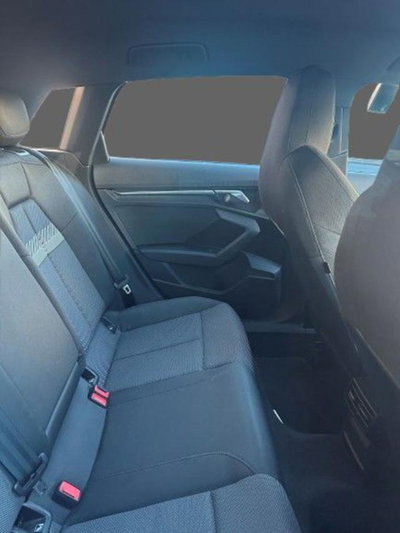 Audi Q3 Sportback 35 TDI quattro S tronic S line edition (4)