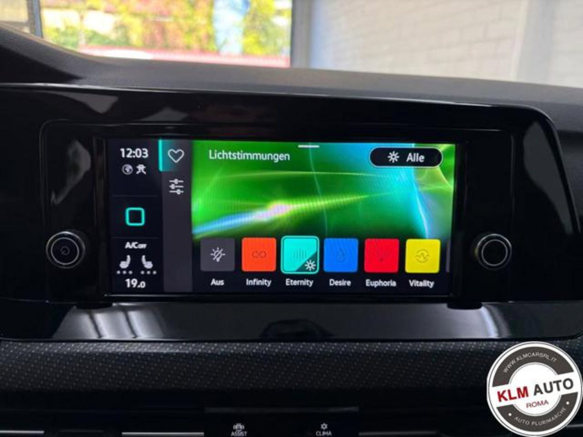 Volkswagen Golf 1.5 eTSI 130 CV EVO ACT DSG R-Line (11)