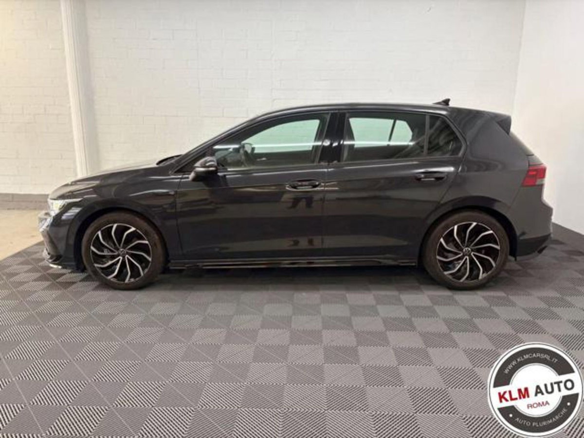 Volkswagen Golf 1.5 eTSI 130 CV EVO ACT DSG R-Line (5)