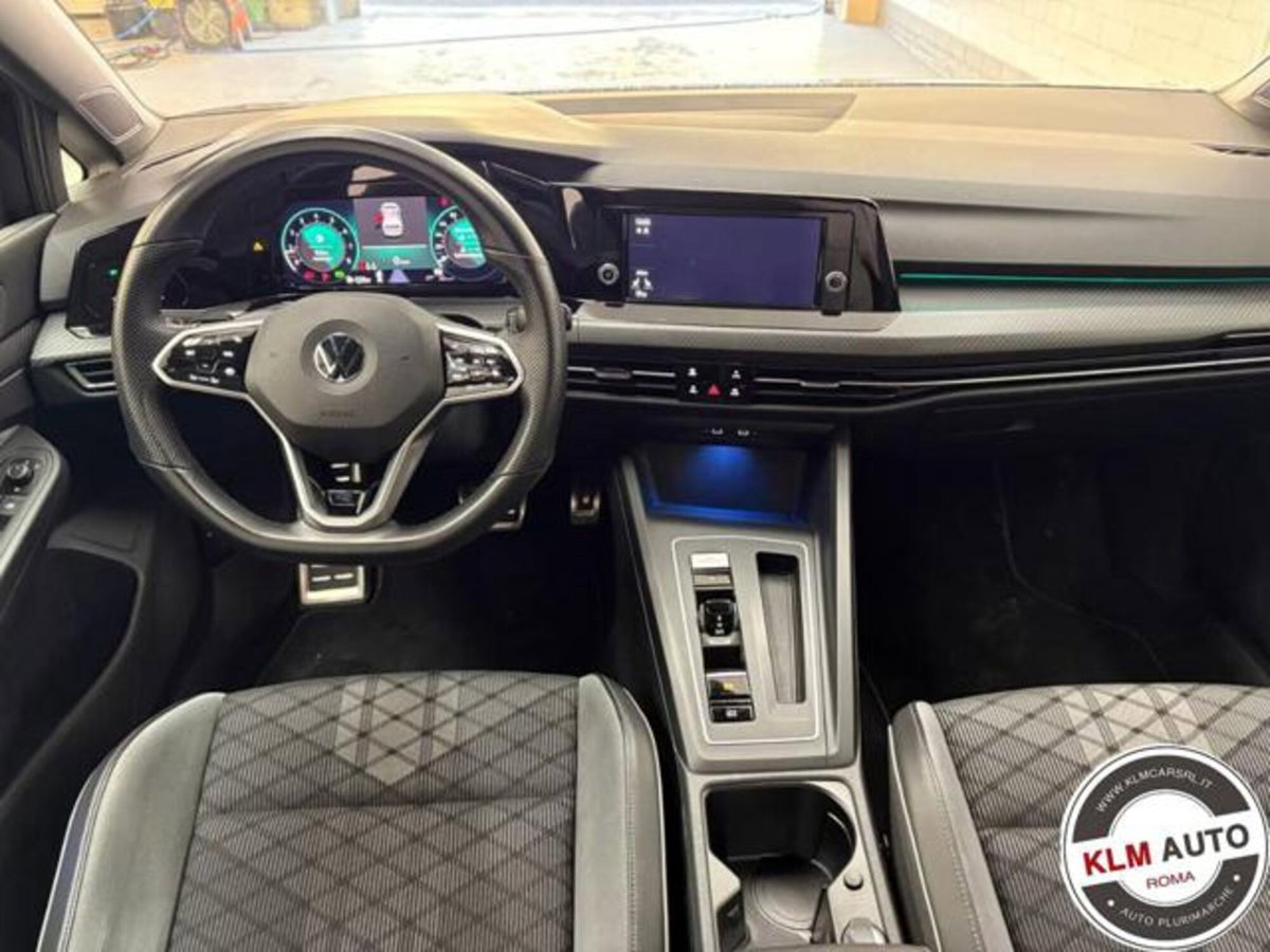 Volkswagen Golf 1.5 eTSI 130 CV EVO ACT DSG R-Line (6)