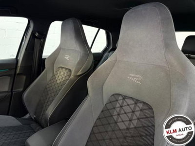 Volkswagen Golf 1.5 eTSI 130 CV EVO ACT DSG R-Line (7)