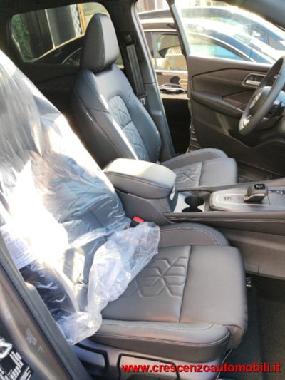 Nissan Qashqai 1.3 mhev Tekna 2wd 158cv (17)