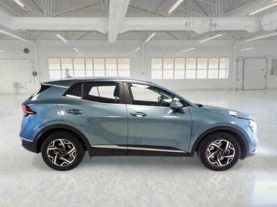 Kia Sportage 1.6 CRDi MHEV Business (4)