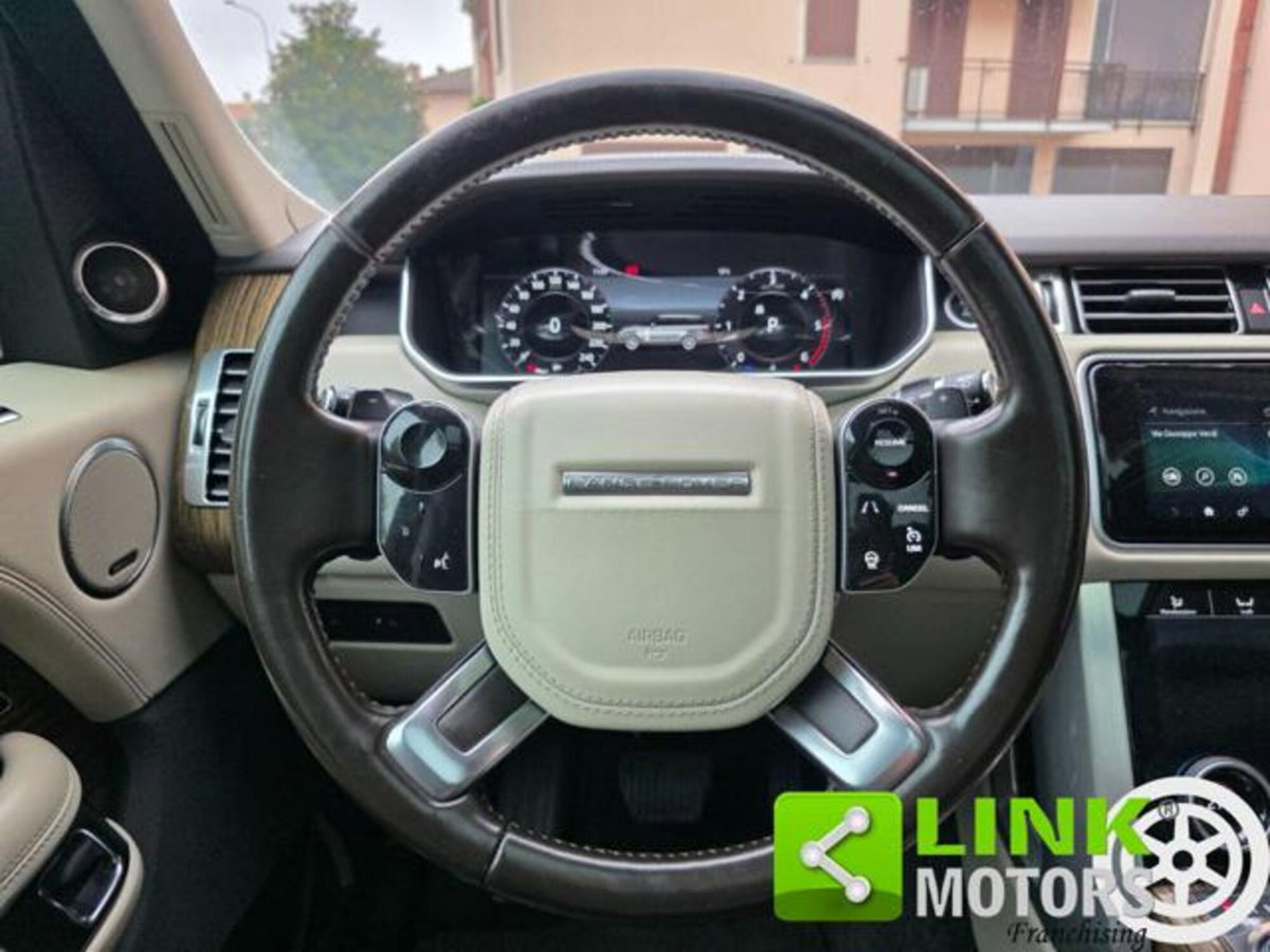 Land Rover Range Rover 4.4 SDV8 Vogue (10)