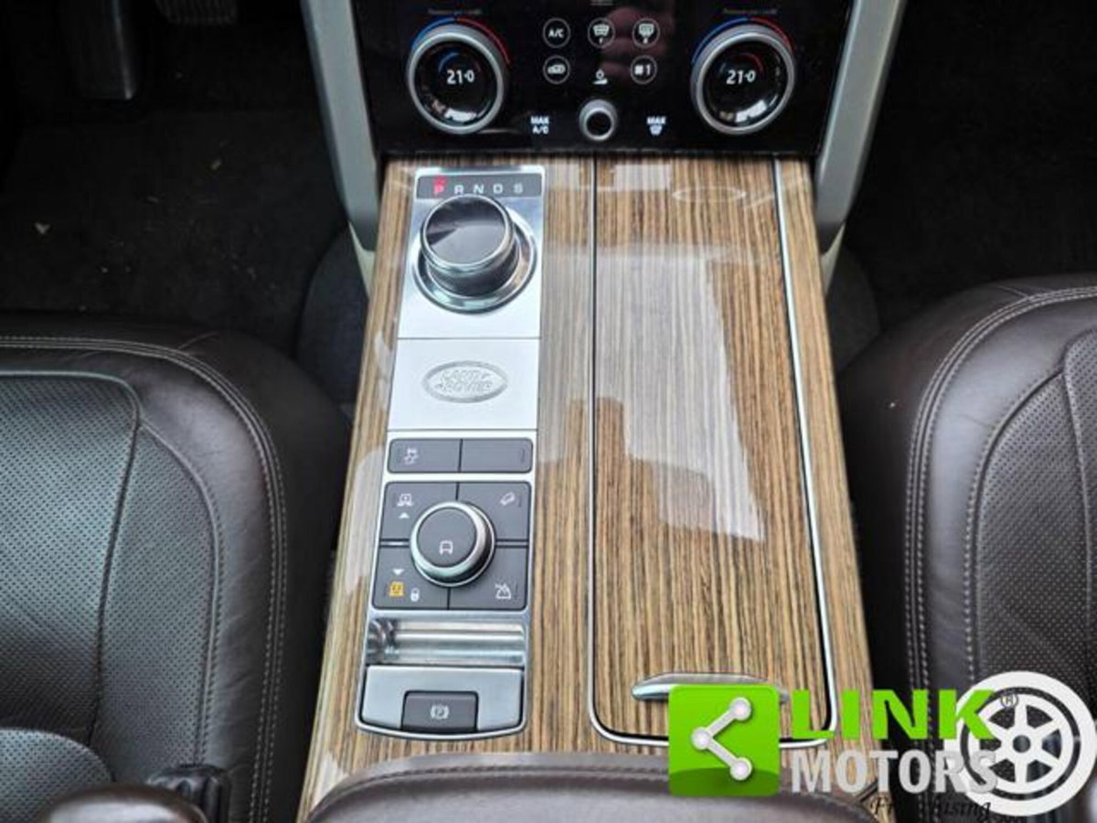 Land Rover Range Rover 4.4 SDV8 Vogue (19)