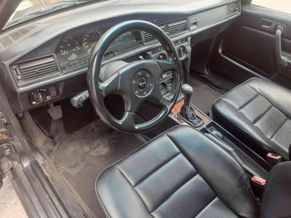 Mercedes-Benz 190 2.3 E-16 (6)