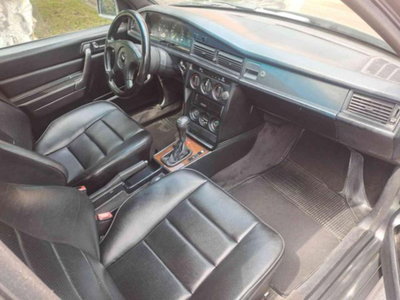 Mercedes-Benz 190 2.3 E-16 (9)