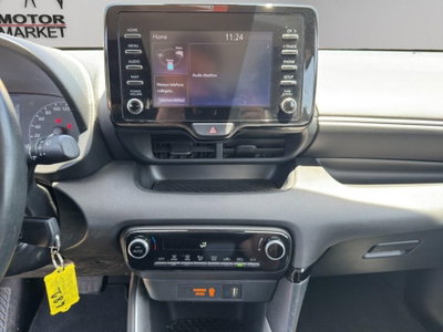 Toyota Yaris Cross 1.5h GR Sport Black Sky fwd 116cv e-cvt (12)