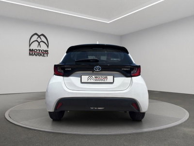 Toyota Yaris Cross 1.5h GR Sport Black Sky fwd 116cv e-cvt (6)