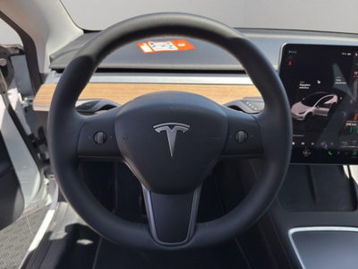 Tesla Model 3 Model 3 Standard RWD Plus (10)