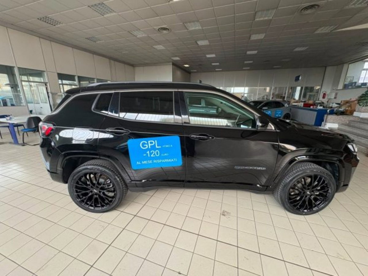 Jeep Compass 1.3 Turbo T4 2WD Limited (7)