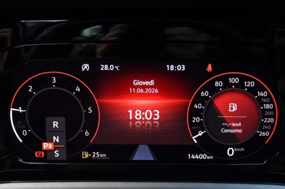 Volkswagen Golf Variant 2.0 TDI 150 CV DSG SCR 4Motion Life (10)