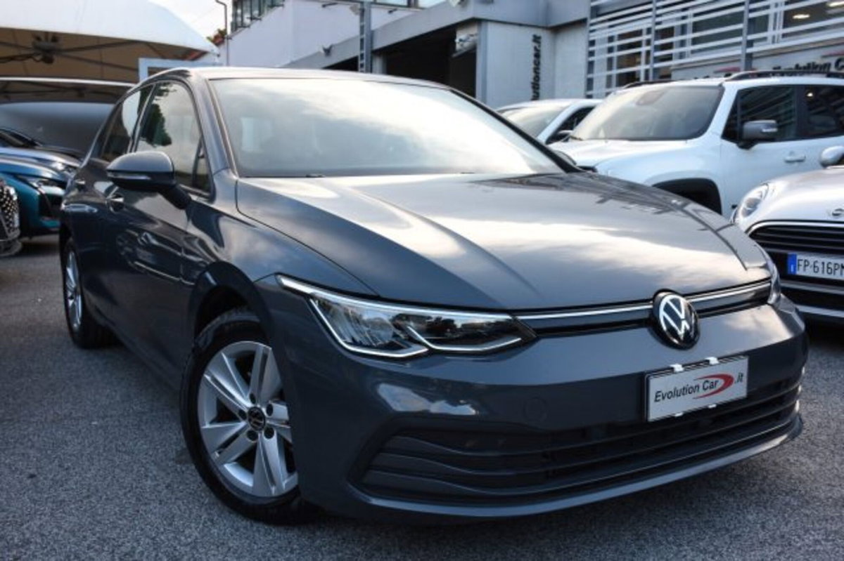 Volkswagen Golf Variant 2.0 TDI 150 CV DSG SCR 4Motion Life (2)