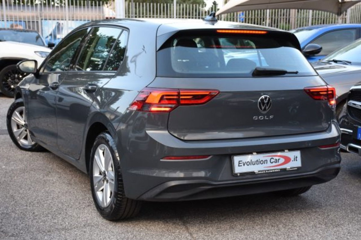Volkswagen Golf Variant 2.0 TDI 150 CV DSG SCR 4Motion Life (4)