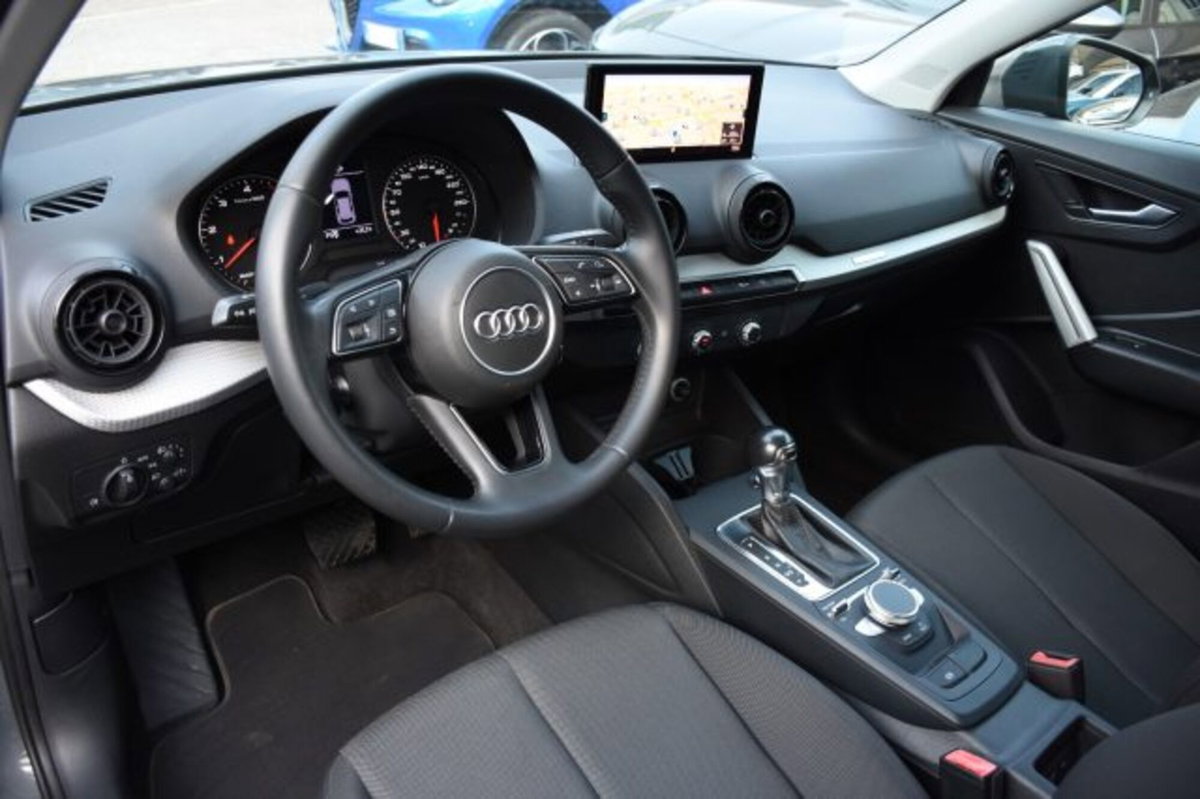 Audi Q2 Q2 2.0 TDI quattro S tronic Business (5)