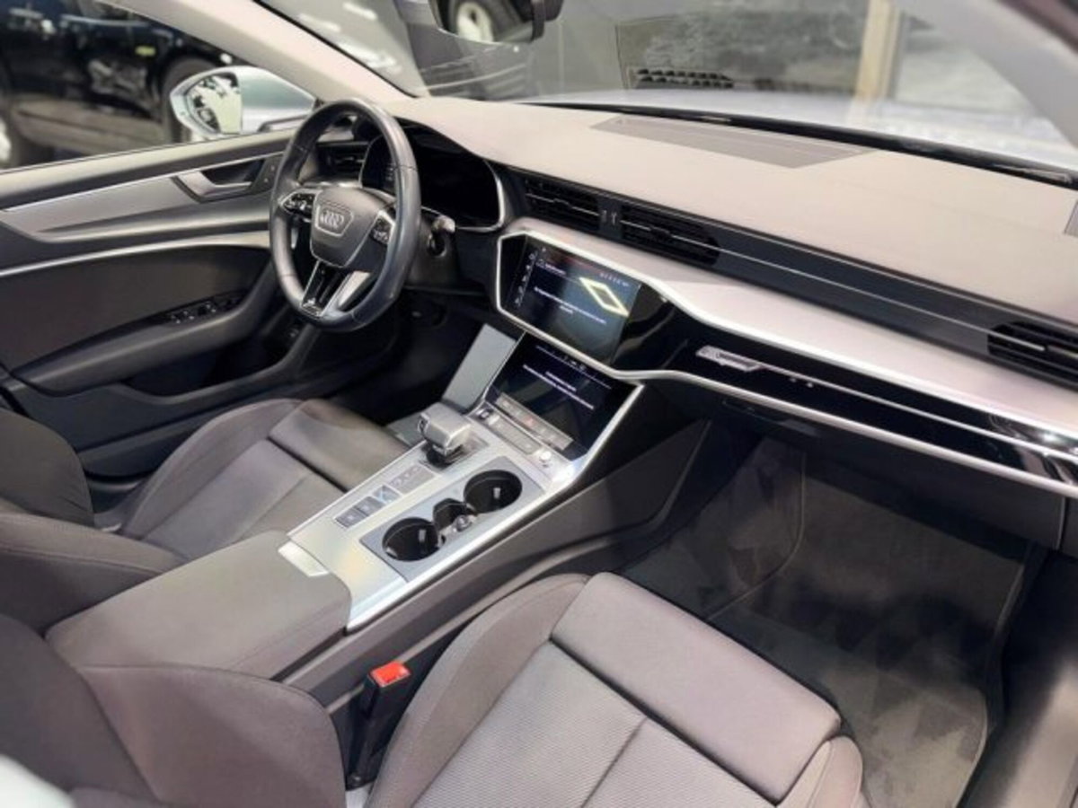 Audi A6 Avant 40 2.0 TDI S tronic Business Design (13)