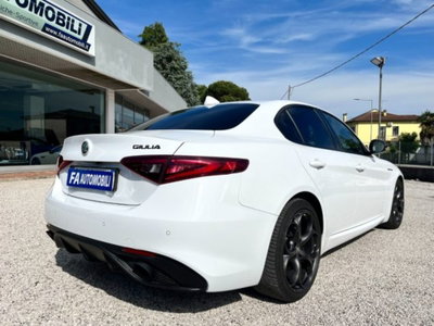 Alfa Romeo Giulia 2.2 Turbodiesel 210 CV AT8 AWD Q4 Estrema (13)