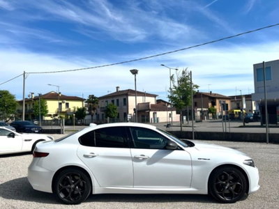 Alfa Romeo Giulia 2.2 Turbodiesel 210 CV AT8 AWD Q4 Estrema (14)