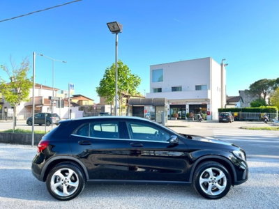 Mercedes-Benz GLA SUV 200 d Automatic Sport (14)