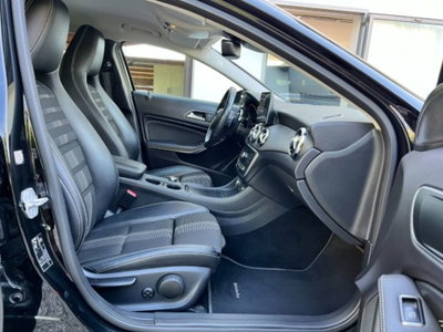 Mercedes-Benz GLA SUV 200 d Automatic Sport (8)