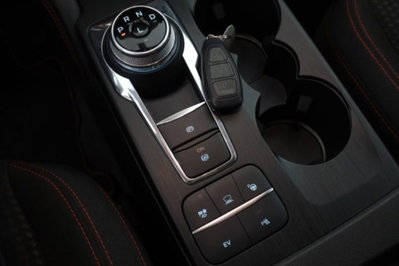 Ford Kuga 2.5 Plug In Hybrid 225 CV CVT 2WD ST-Line (14)