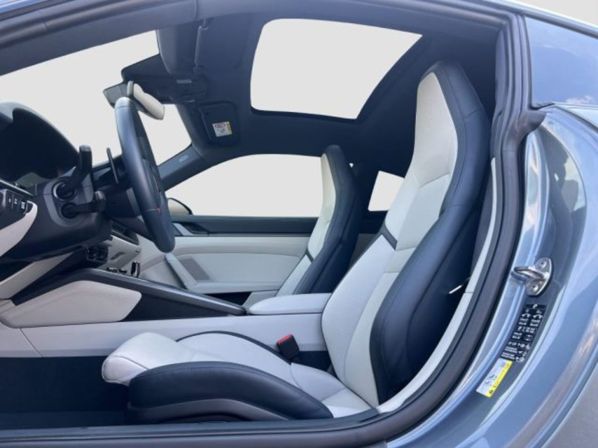 Porsche 911 Coupé 3.0 Carrera 394cv auto (18)