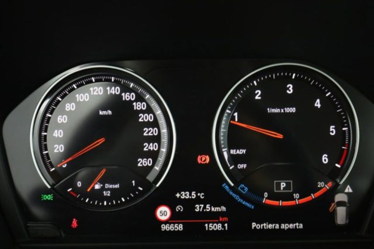 BMW X1 sDrive18d xLine Plus (15)