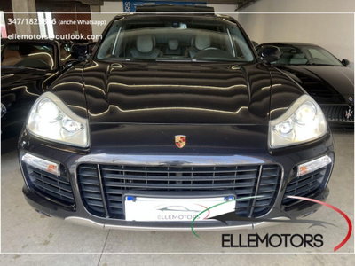 Porsche Cayenne 4.8 Turbo (2)