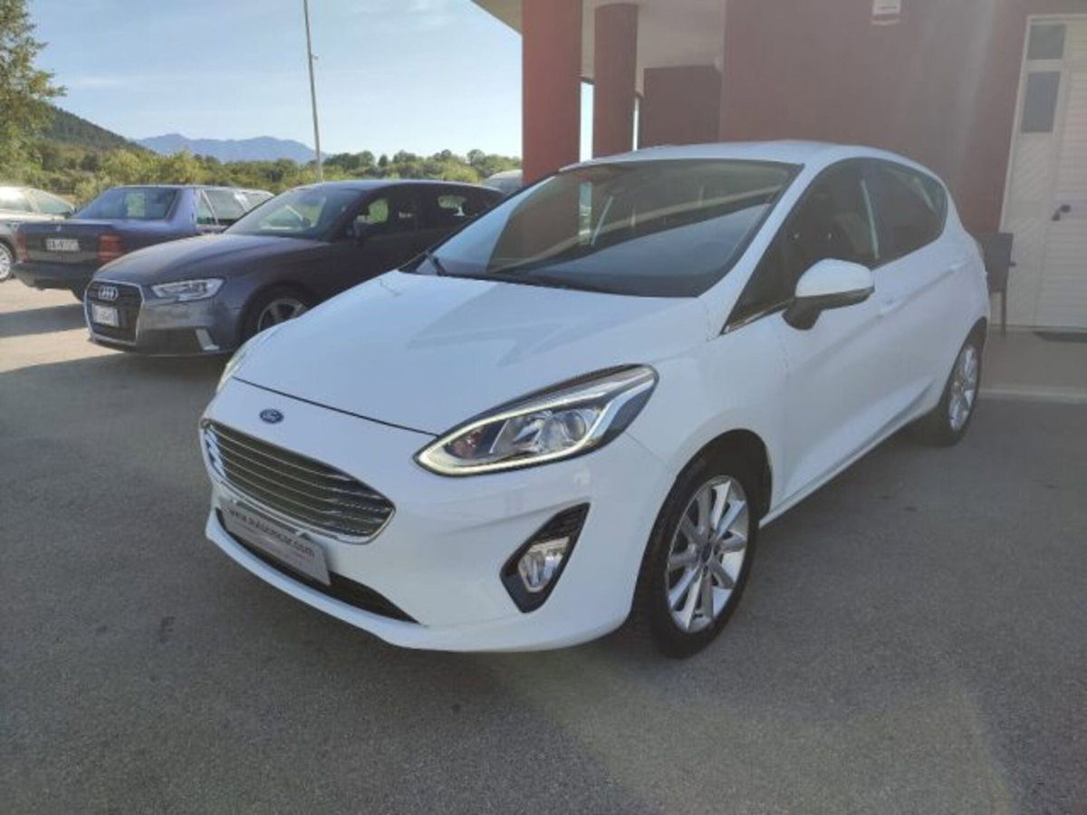 Ford Fiesta 1.5 TDCi 75CV 5 porte Titanium (2)