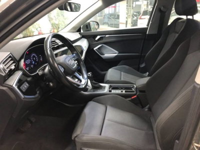 Audi Q3 Sportback 35 TDI quattro S tronic Business Plus (12)