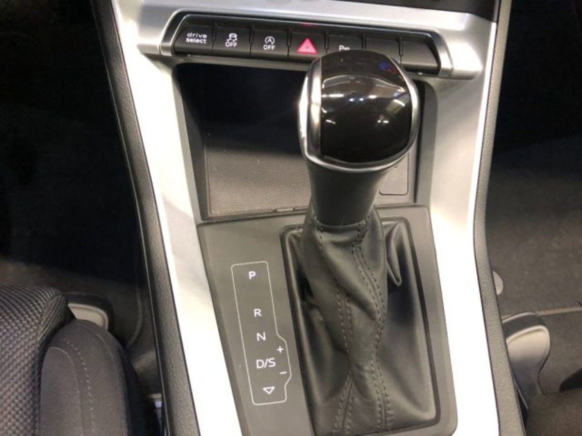 Audi Q3 Sportback 35 TDI quattro S tronic Business Plus (15)