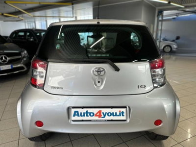 Toyota iQ 1.0 Multidrive (19)