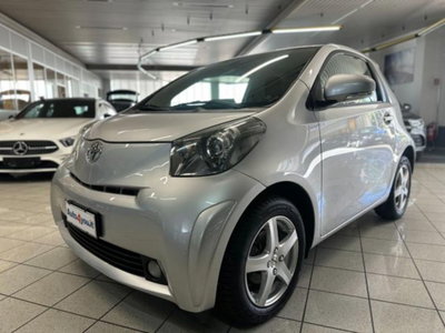 Toyota iQ 1.0 Multidrive (2)