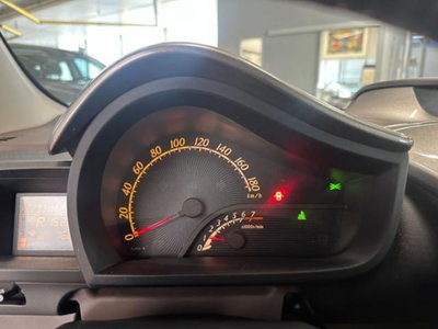 Toyota iQ 1.0 Multidrive (8)