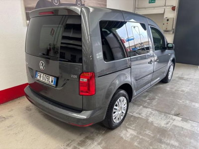 Volkswagen Caddy 2.0 TDI 102 CV (6)