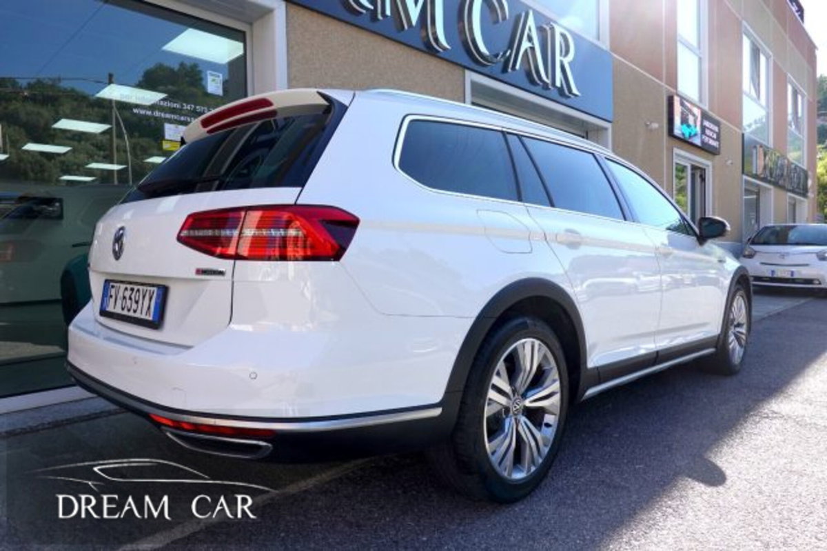 Volkswagen Passat Variant Alltrack 2.0 TDI 190 CV 4MOTION DSG BMT (5)