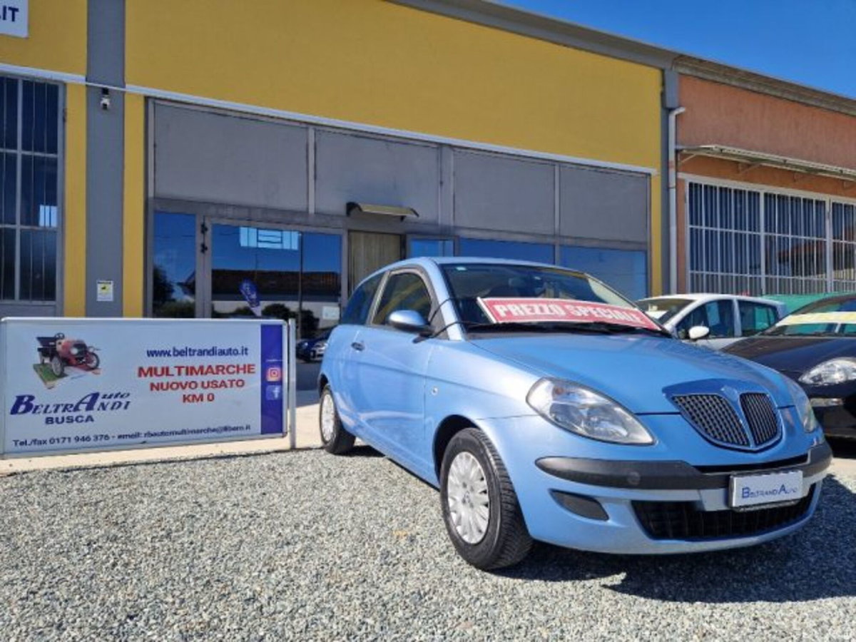 Lancia Ypsilon 1.2 (3)
