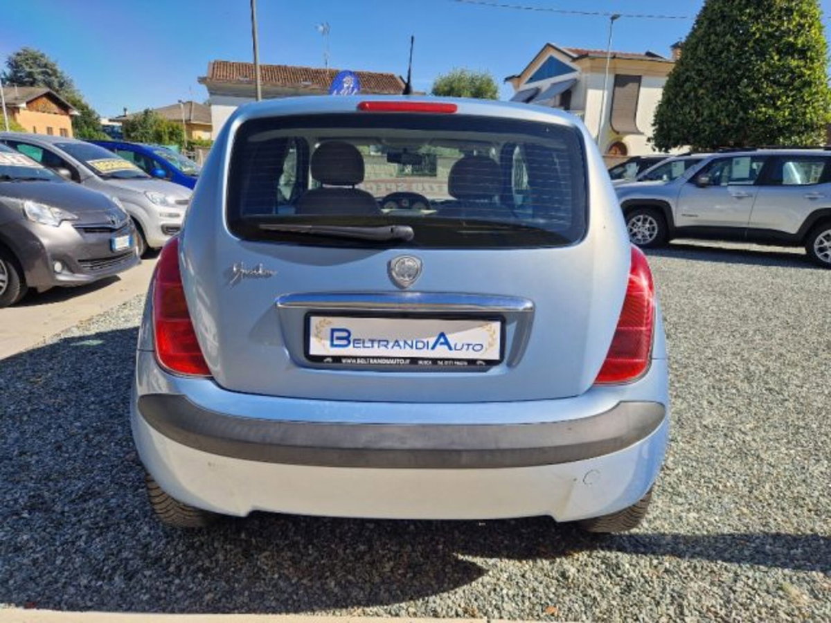Lancia Ypsilon 1.2 (7)
