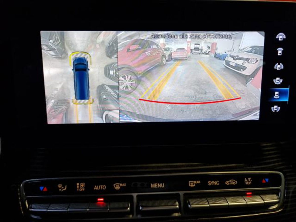 Mercedes-Benz Classe V 220 d Premium Extralong (13)
