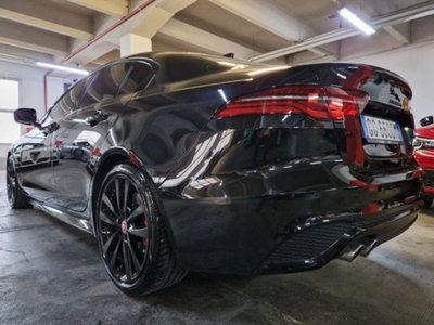 Jaguar XE 2.0 D 204 CV AWD aut. R-Dynamic Black (16)