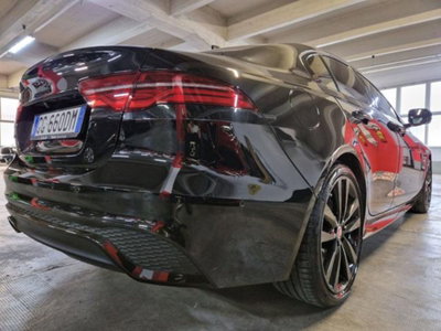 Jaguar XE 2.0 D 204 CV AWD aut. R-Dynamic Black (3)