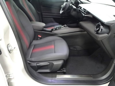 Alfa Romeo Junior elettrica Speciale 156cv (15)
