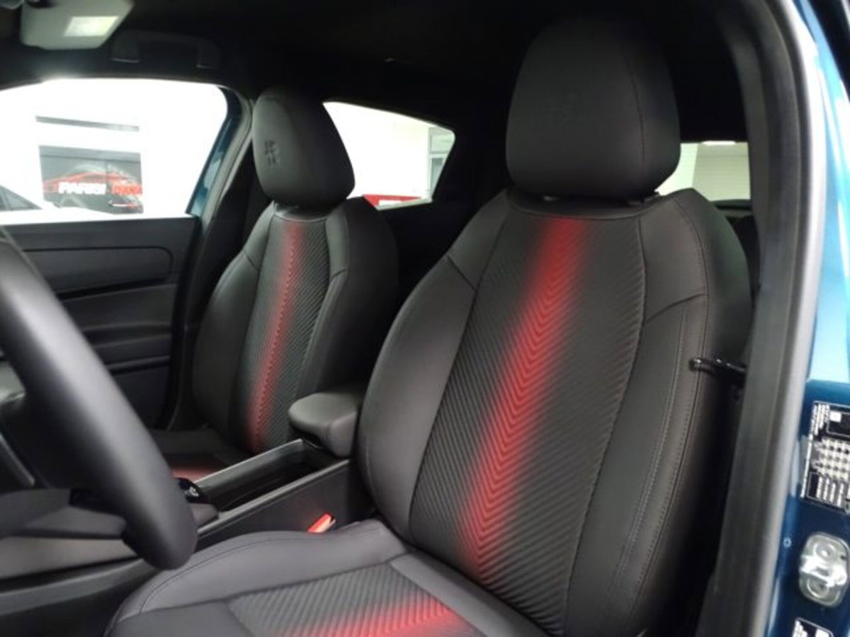 Alfa Romeo Junior elettrica Speciale 156cv (11)